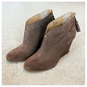 Cocoa Suede-like Wedge Booties